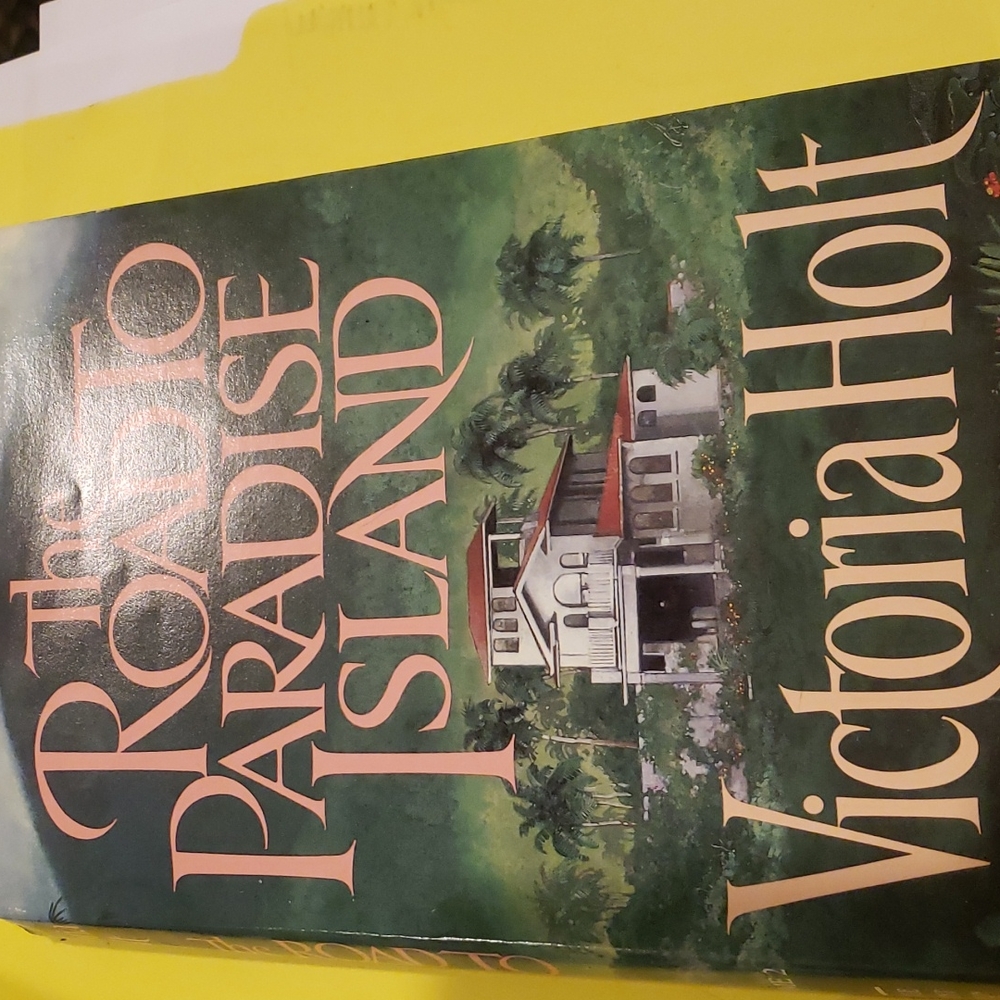 Books - The Road to Paradise Island - Victoria Holt